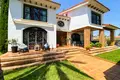 5-Schlafzimmer-Villa 295 m² Torrevieja, Spanien