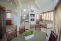 Haus 8 Schlafzimmer  Lustica, Montenegro