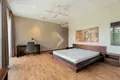 Piso independiente 3 habitaciones 234 m² en Sangkat Veal Sbov, Camboya