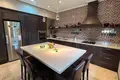 6 bedroom house 434 m² Urbanizacion Dona Pepa, Spain