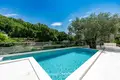 Haus 437 zimmer 261 m² Rijeka Rezevici, Montenegro