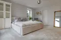 Apartment 385 m² in Masovian Voivodeship, Poland