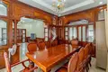 3 bedroom villa 360 m² Sangkat Phsar Daeum Thkov, Cambodia