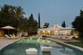 4 bedroom house 388 m² San Pedro Alcantara, Spain