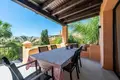 Wohnung 3 Schlafzimmer 230 m² Estepona, Spanien