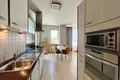 Commercial property 2 rooms 65 m² in Warsaw, Poland