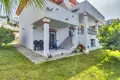 Haus 5 Schlafzimmer 471 m² Dos Hermanas, Spanien
