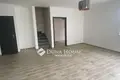 House 2 bathrooms 122 m² in Ujtelep, All countries