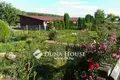 Cottage 5 bathrooms 410 m² in Central Hungary, Hungary