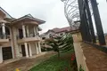 Haus 6 Schlafzimmer  Nungua, Ghana