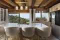 Haus 5 Schlafzimmer 380 m² Dos Hermanas, Spanien