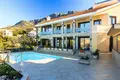 villa de 3 chambres 340 m² Radenovici, Monténégro