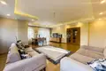 3 bedroom apartment 170 m² Konyaalti, Turkey