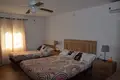 Haus 4 Schlafzimmer 165 m² Dos Hermanas, Spanien