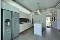 Villa de tres dormitorios  Kathu, Tailandia