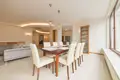 Wohnung 5 zimmer 220 m² in Warschau, Polen