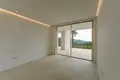 Mieszkanie 2 pokoi 132 m² Marbella, Hiszpania