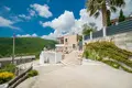 3 bedroom villa 170 m² Boreti, Montenegro
