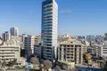 Mieszkanie 3 pokoi 150 m² Nikozja, Cypr