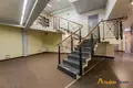 Oficina 5 habitaciones 114 m² en Minsk, Belarús