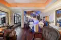 Mieszkanie 3 pokoi 275 m² Marbella, Hiszpania