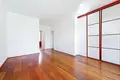 Mieszkanie 3 pokoi 62 m² Paryż, Francja