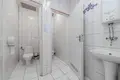 Commercial property 8 rooms 286 m² in Warsaw, Poland