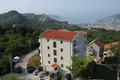 Villa 17 habitaciones 1 000 m² Stanisici, Montenegro