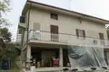 Propiedad comercial 220 m² en Terni, Italia