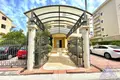 Casa 27 habitaciones 1 300 m² Budva, Montenegro