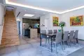 Villa 4 chambres 390 m² Aradíppou, Chypre