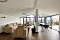 3-Zimmer-Villa 257 m² Sutomore, Montenegro