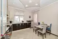 Cottage 276 m² Papiarnianski sielski Saviet, Belarus
