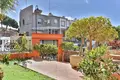 Haus 4 Schlafzimmer 226 m² Dos Hermanas, Spanien