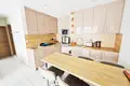 Квартира 4 комнаты 133 м² Несебр, Болгария