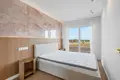 Mieszkanie 2 pokoi 70 m² Torrevieja, Hiszpania
