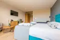 Haus 40 Schlafzimmer 967 m² Poreč, Kroatien