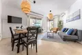 Mieszkanie 5 pokojów 114 m² Malaga, Hiszpania