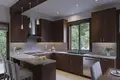 Wohnkomplex New complex of two-level villas with pools in Ubud, Indonesia