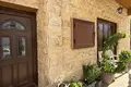 Propriété commerciale 256 m² à Aradíppou, Chypre