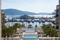 Wohnung 4 Schlafzimmer 350 m² Tivat, Montenegro