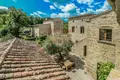 Propiedad comercial 969 m² en Anghiari, Italia