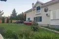 Дом 4 спальни 360 м² Обреновац, Сербия