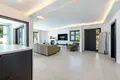 4 bedroom house 200 m² Artola, Spain