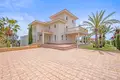 7-Schlafzimmer-Villa 930 m² Benidorm, Spanien