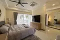 Haus 5 Schlafzimmer  Pong, Thailand