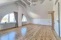 Haus 4 zimmer 395 m² Warschau, Polen