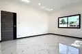 Dom 4 pokoi  Phuket, Tajlandia