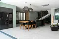 Villa de 4 dormitorios 674 m² Ungasan, Indonesia