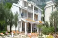 Hôtel 2 330 m² à Monténégro, Monténégro